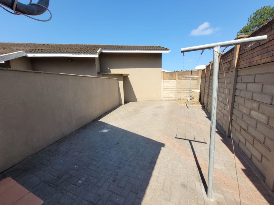 1 Bedroom Property for Sale in Veld En Vlei KwaZulu-Natal