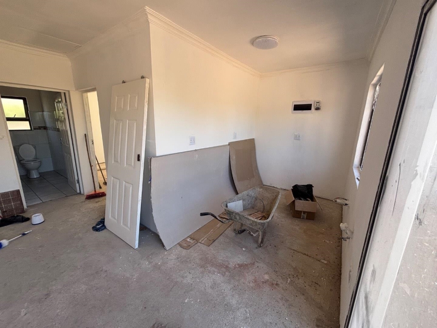 2 Bedroom Property for Sale in Pinelands KwaZulu-Natal