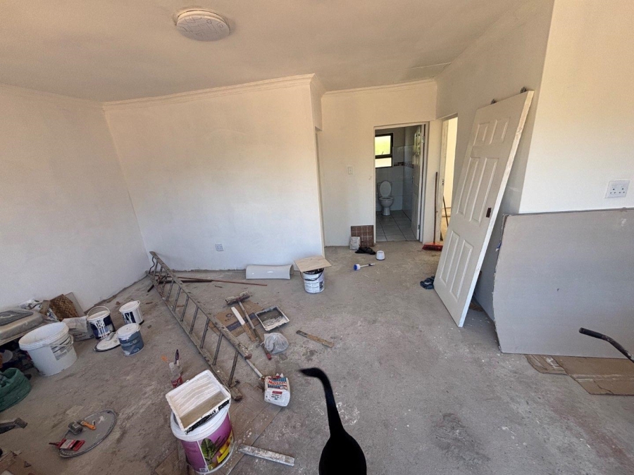 2 Bedroom Property for Sale in Pinelands KwaZulu-Natal