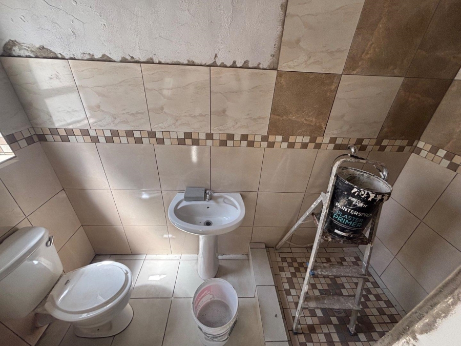 2 Bedroom Property for Sale in Pinelands KwaZulu-Natal