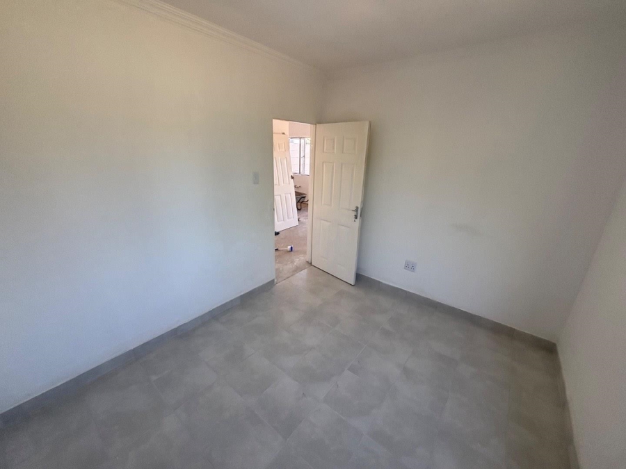 2 Bedroom Property for Sale in Pinelands KwaZulu-Natal