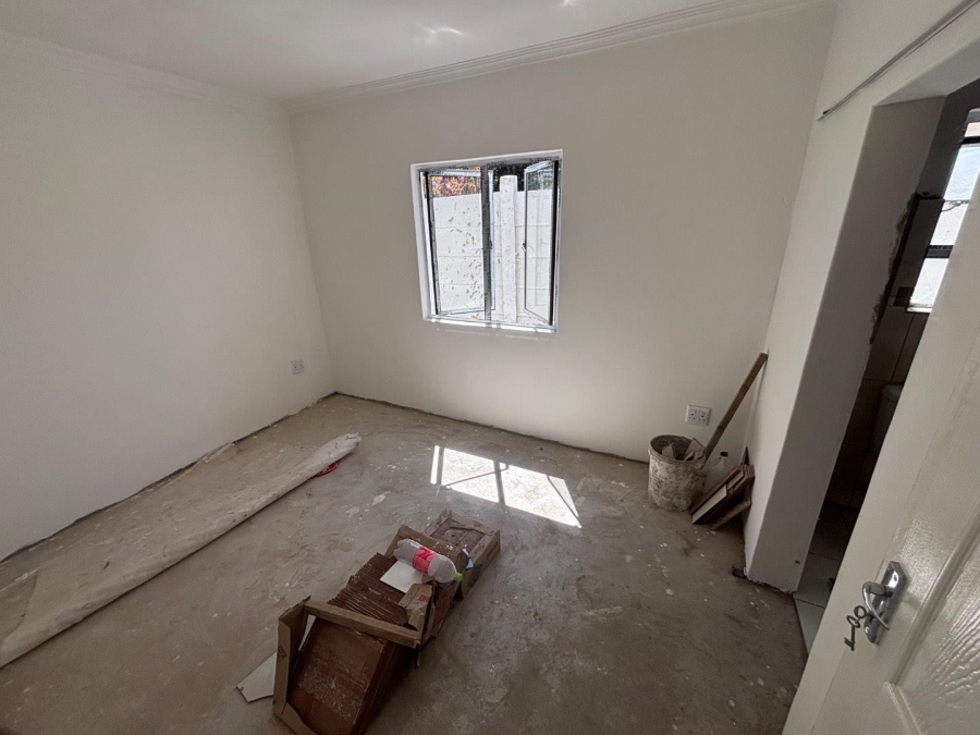 2 Bedroom Property for Sale in Pinelands KwaZulu-Natal