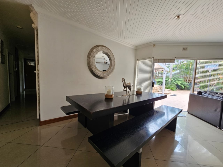 5 Bedroom Property for Sale in Meer En See KwaZulu-Natal