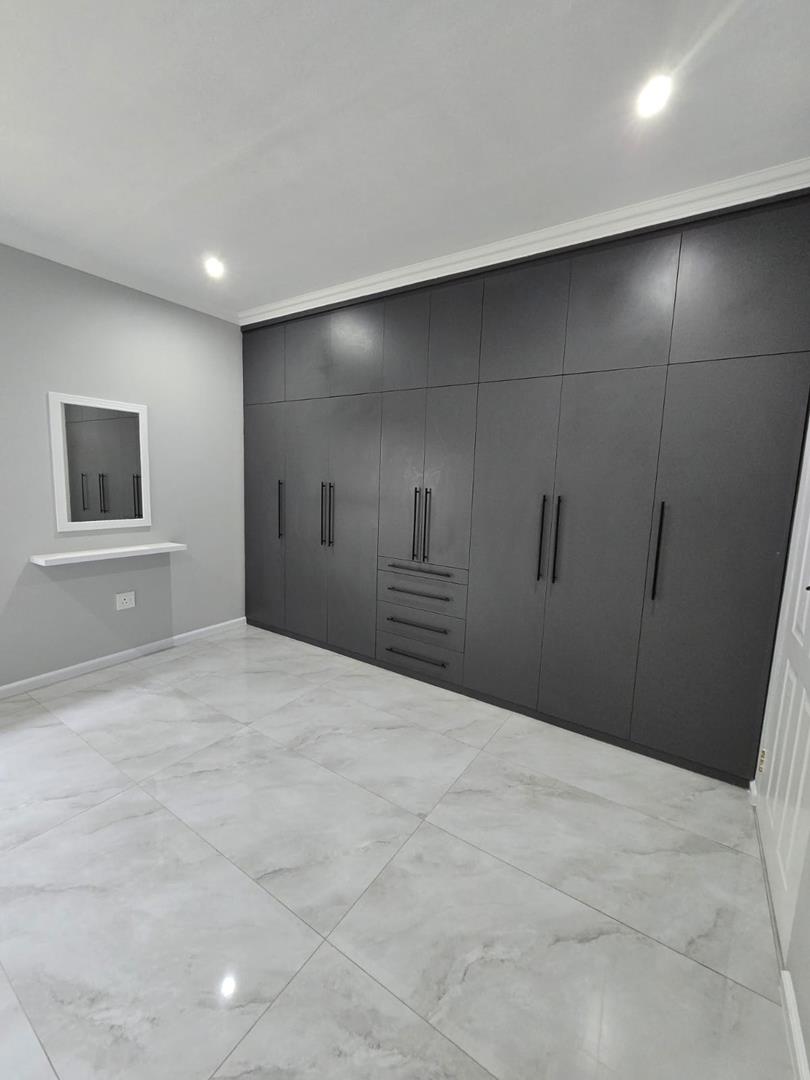 2 Bedroom Property for Sale in Arboretum KwaZulu-Natal