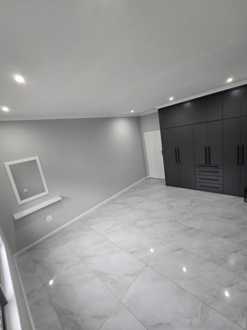 2 Bedroom Property for Sale in Arboretum KwaZulu-Natal