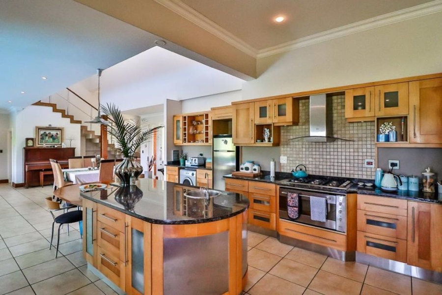 4 Bedroom Property for Sale in Mount Edgecombe Country Estate KwaZulu-Natal