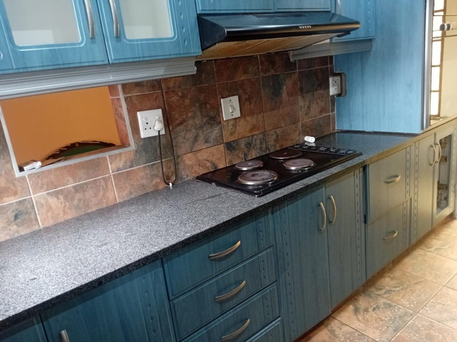 To Let 3 Bedroom Property for Rent in Sunningdale KwaZulu-Natal