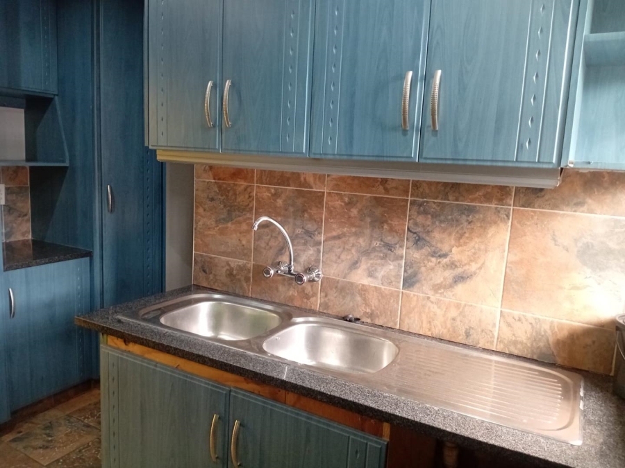 To Let 3 Bedroom Property for Rent in Sunningdale KwaZulu-Natal