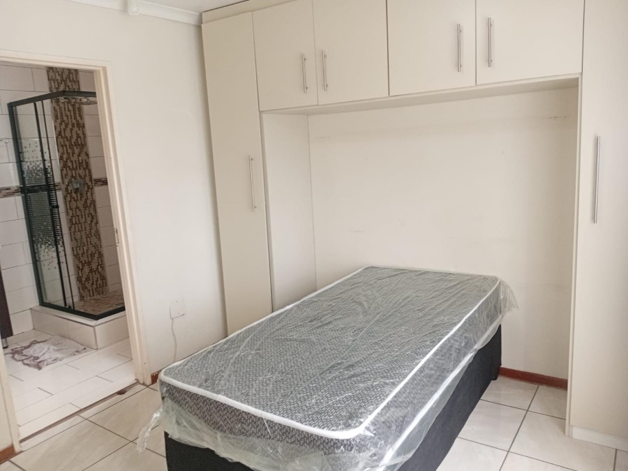 To Let 3 Bedroom Property for Rent in Sunningdale KwaZulu-Natal