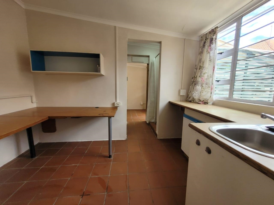 To Let 1 Bedroom Property for Rent in Glenwood KwaZulu-Natal