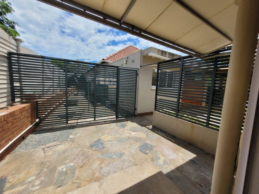 To Let 1 Bedroom Property for Rent in Glenwood KwaZulu-Natal