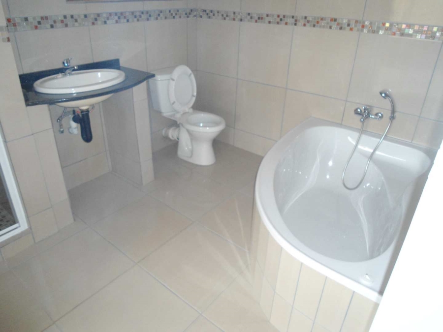 3 Bedroom Property for Sale in Meer En See KwaZulu-Natal