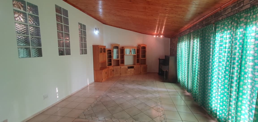 4 Bedroom Property for Sale in Meer En See KwaZulu-Natal
