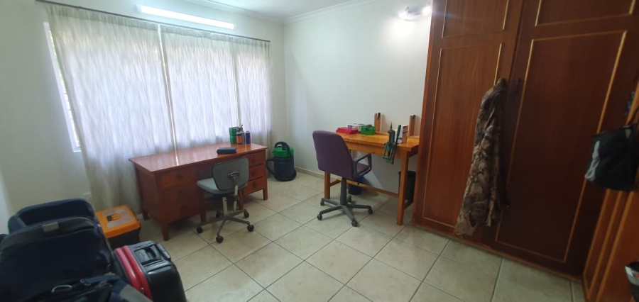 4 Bedroom Property for Sale in Meer En See KwaZulu-Natal