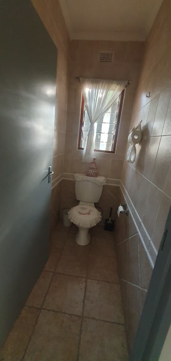 4 Bedroom Property for Sale in Meer En See KwaZulu-Natal