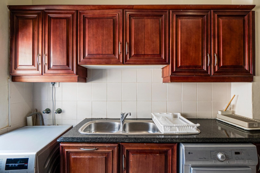 5 Bedroom Property for Sale in Amanzimtoti KwaZulu-Natal