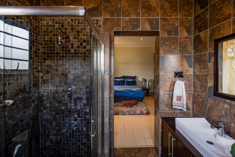 5 Bedroom Property for Sale in Amanzimtoti KwaZulu-Natal