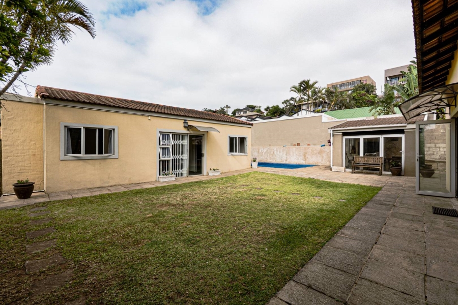 5 Bedroom Property for Sale in Amanzimtoti KwaZulu-Natal