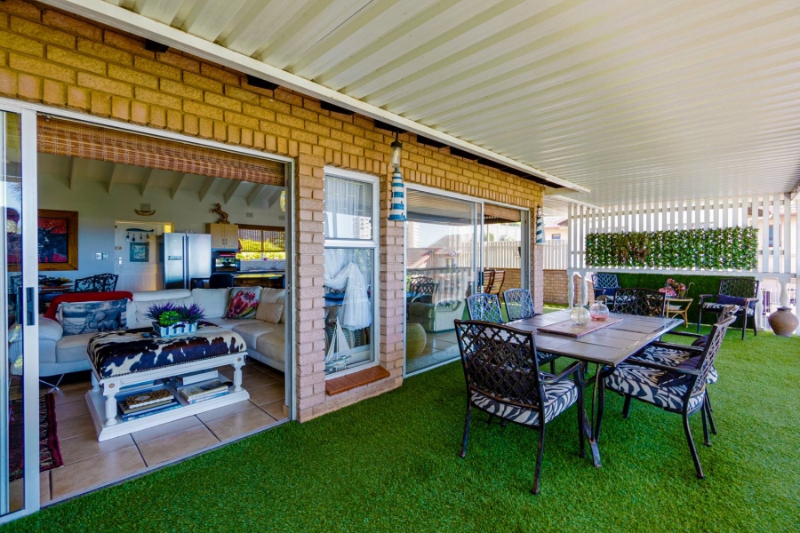 3 Bedroom Property for Sale in Amanzimtoti KwaZulu-Natal