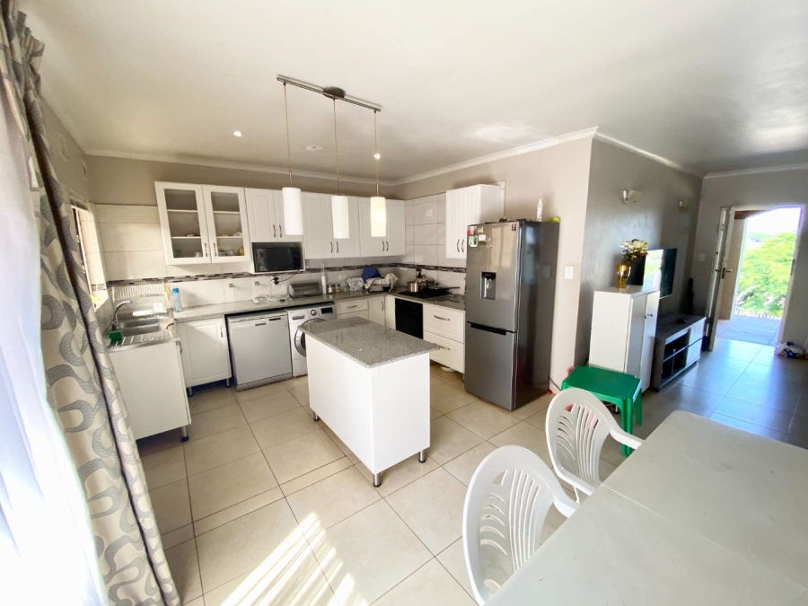 To Let 3 Bedroom Property for Rent in Glen Anil KwaZulu-Natal