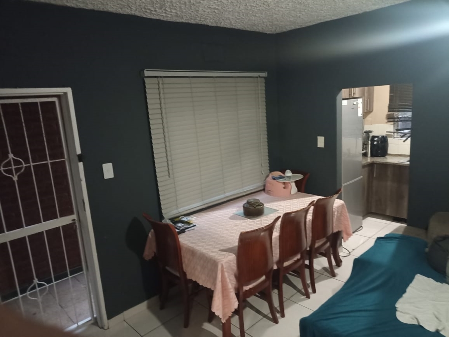 2 Bedroom Property for Sale in Montclair KwaZulu-Natal