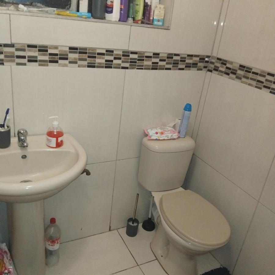 2 Bedroom Property for Sale in Montclair KwaZulu-Natal