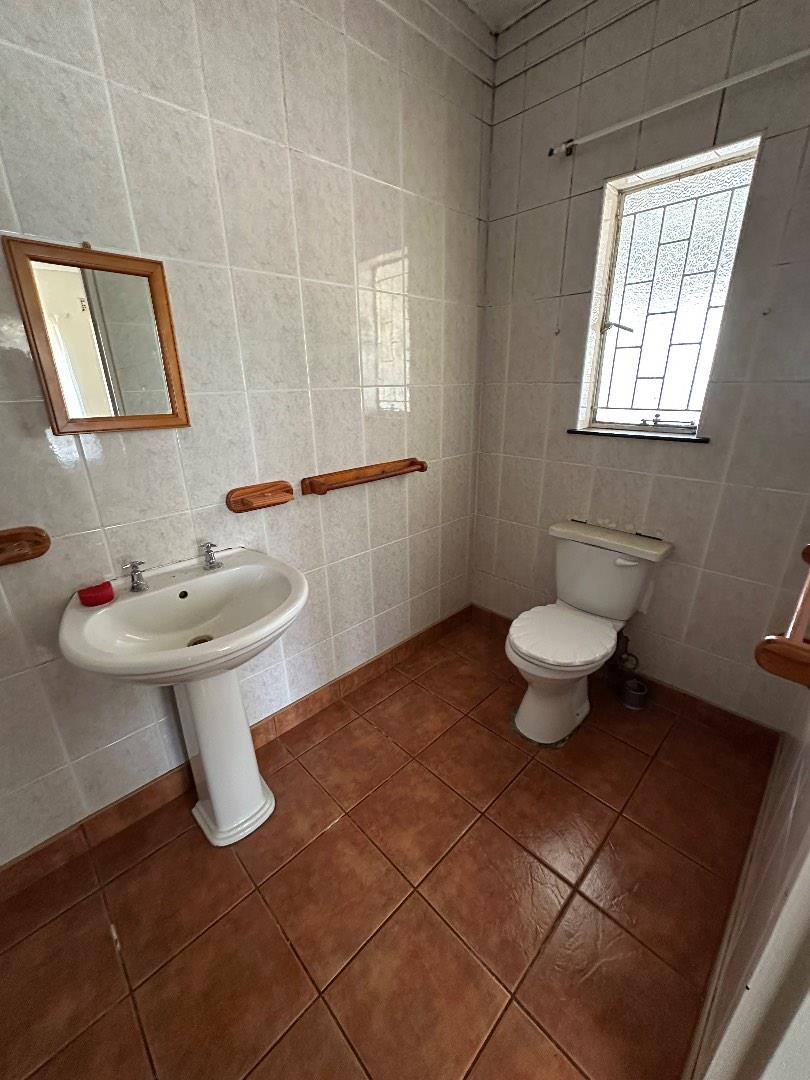 6 Bedroom Property for Sale in Dundee KwaZulu-Natal