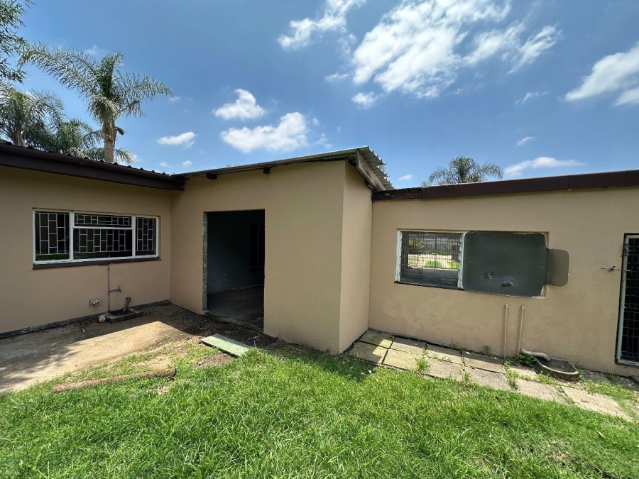 6 Bedroom Property for Sale in Dundee KwaZulu-Natal