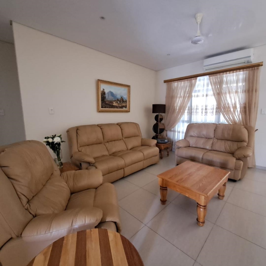 3 Bedroom Property for Sale in Meer En See KwaZulu-Natal