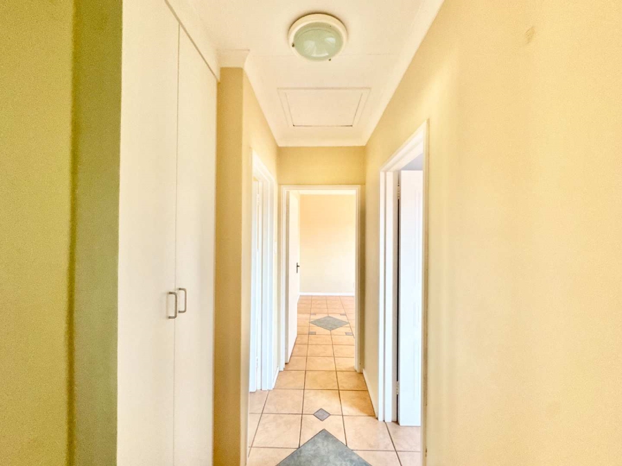 To Let 3 Bedroom Property for Rent in Athlone KwaZulu-Natal