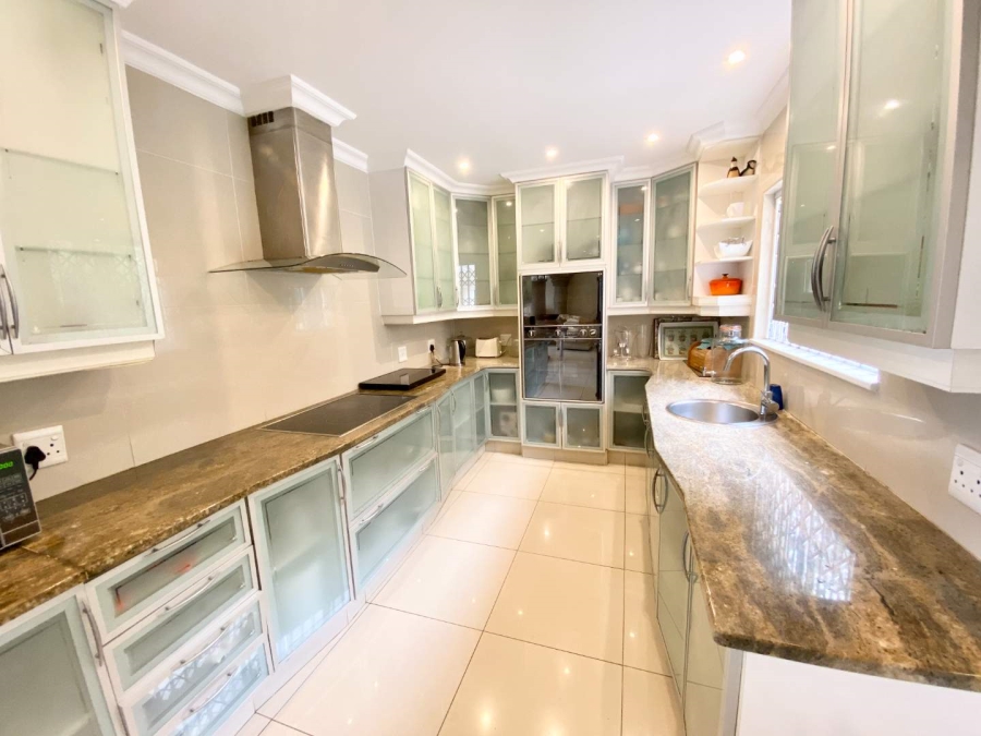 6 Bedroom Property for Sale in La Lucia KwaZulu-Natal