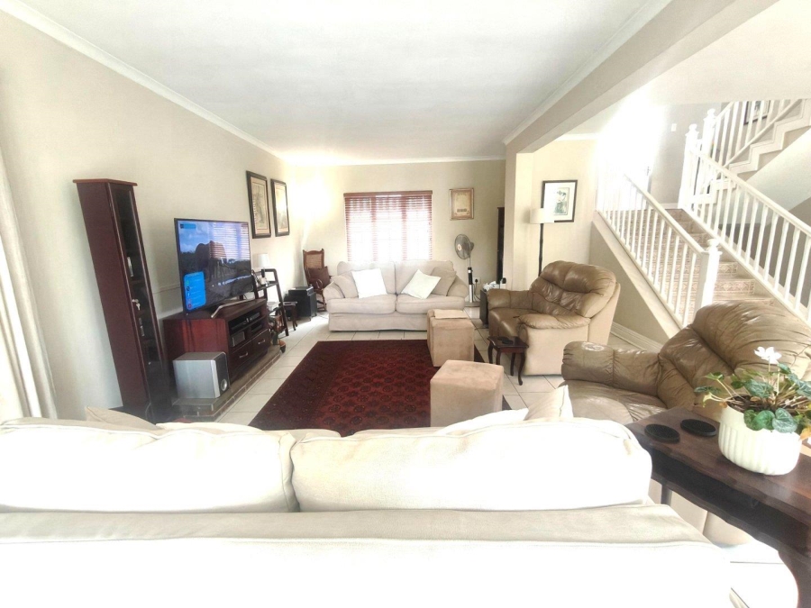 4 Bedroom Property for Sale in Mount Edgecombe Country Estate KwaZulu-Natal