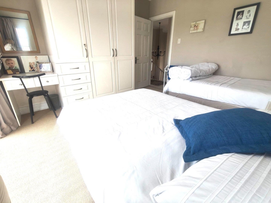 4 Bedroom Property for Sale in Mount Edgecombe Country Estate KwaZulu-Natal