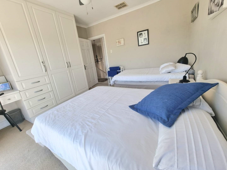 4 Bedroom Property for Sale in Mount Edgecombe Country Estate KwaZulu-Natal