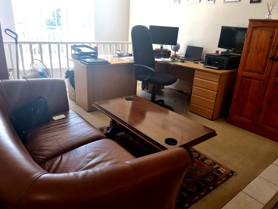 4 Bedroom Property for Sale in Mount Edgecombe Country Estate KwaZulu-Natal