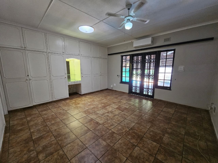 3 Bedroom Property for Sale in Meer En See KwaZulu-Natal