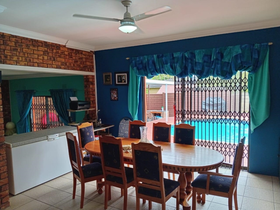 3 Bedroom Property for Sale in Meer En See KwaZulu-Natal