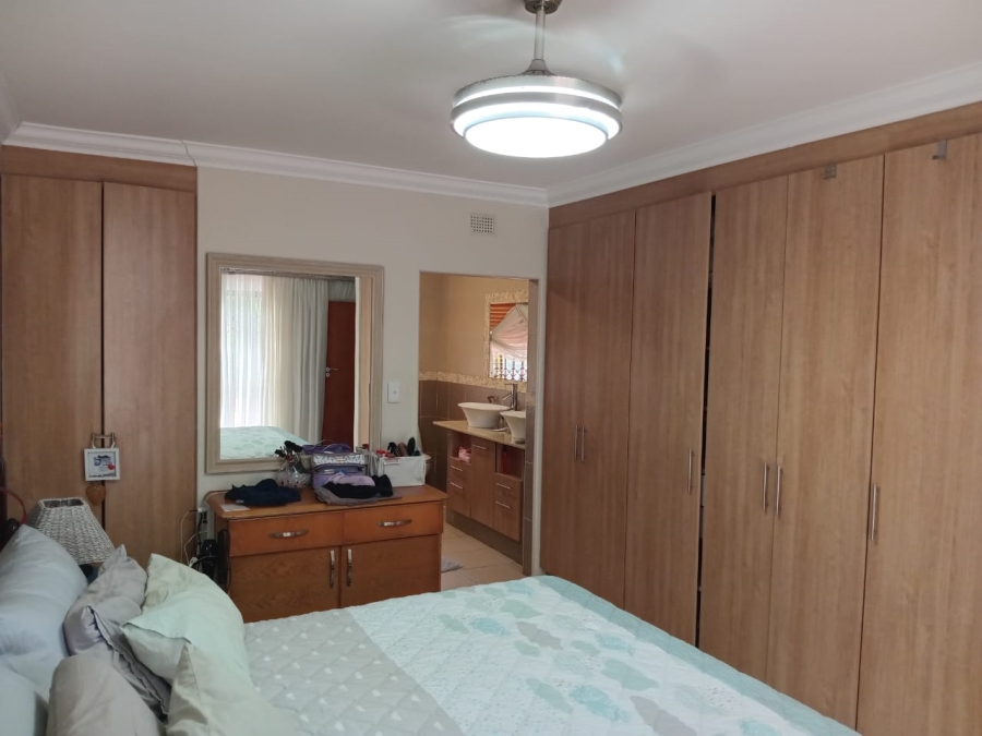 3 Bedroom Property for Sale in Meer En See KwaZulu-Natal