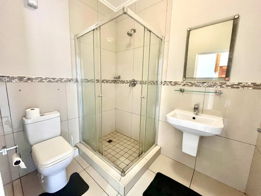 To Let 2 Bedroom Property for Rent in Umhlanga Ridge KwaZulu-Natal