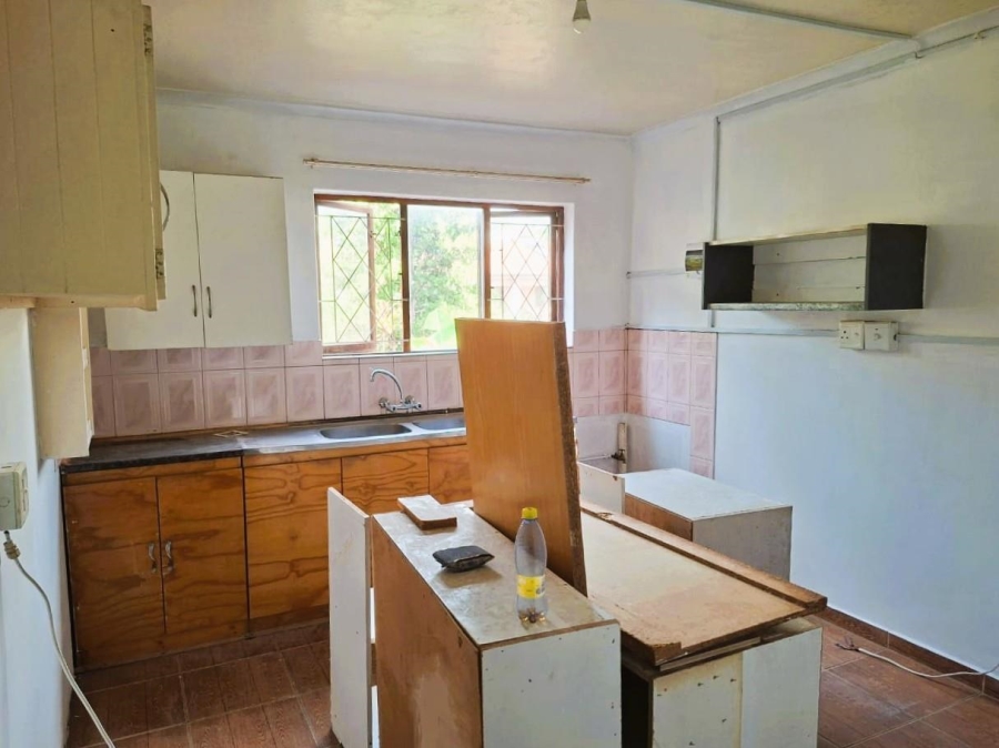 To Let 2 Bedroom Property for Rent in Avoca KwaZulu-Natal