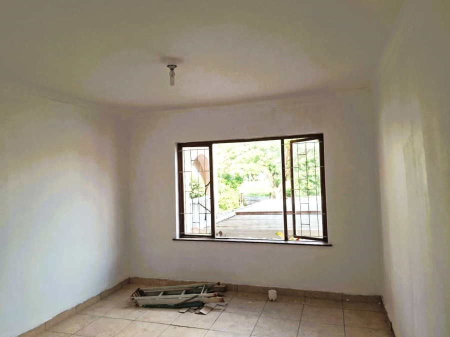 To Let 2 Bedroom Property for Rent in Avoca KwaZulu-Natal