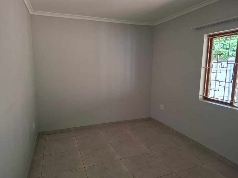 To Let 2 Bedroom Property for Rent in Kenville KwaZulu-Natal