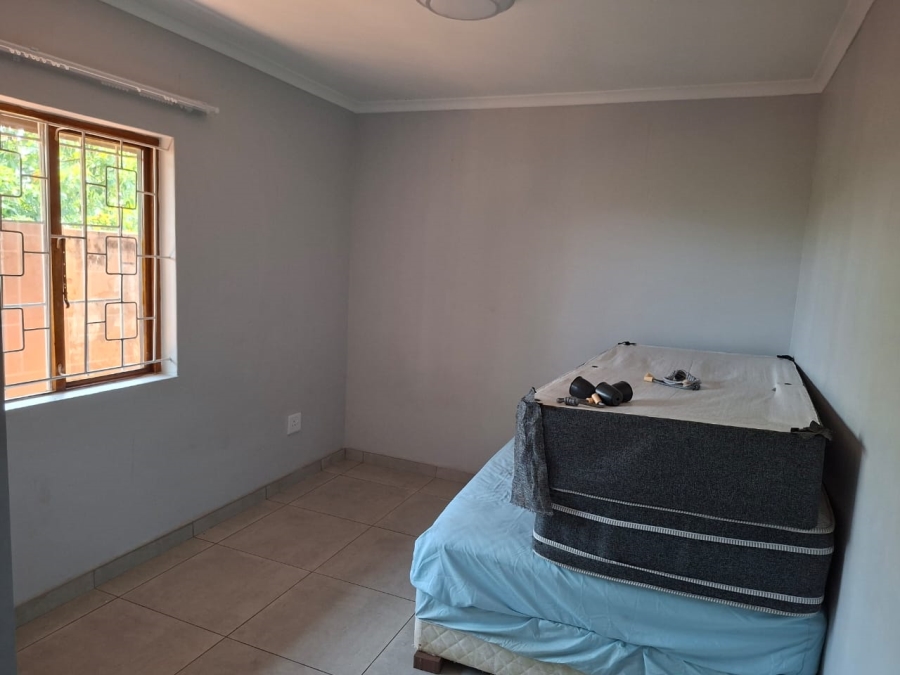 To Let 2 Bedroom Property for Rent in Kenville KwaZulu-Natal