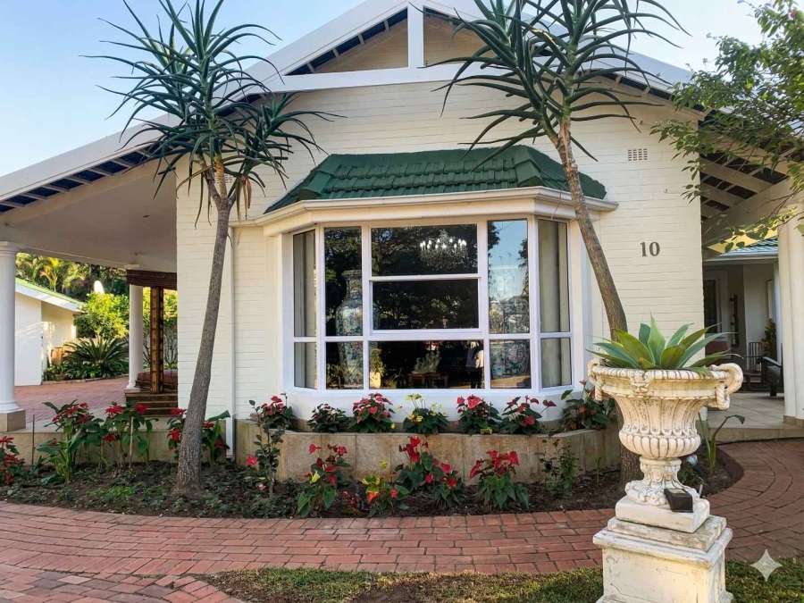 5 Bedroom Property for Sale in Mount Edgecombe Country Estate KwaZulu-Natal