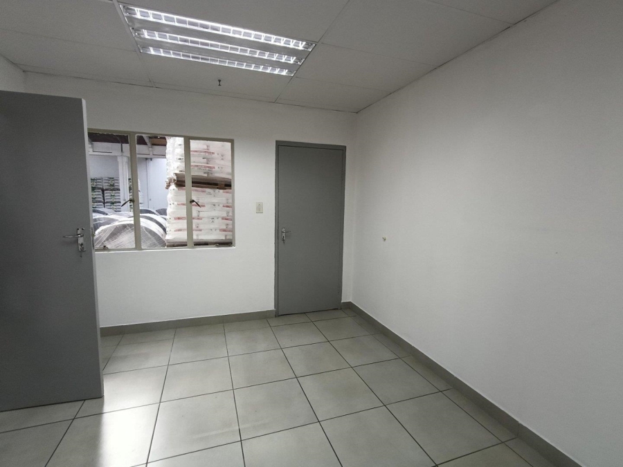To Let commercial Property for Rent in New Germany KwaZulu-Natal