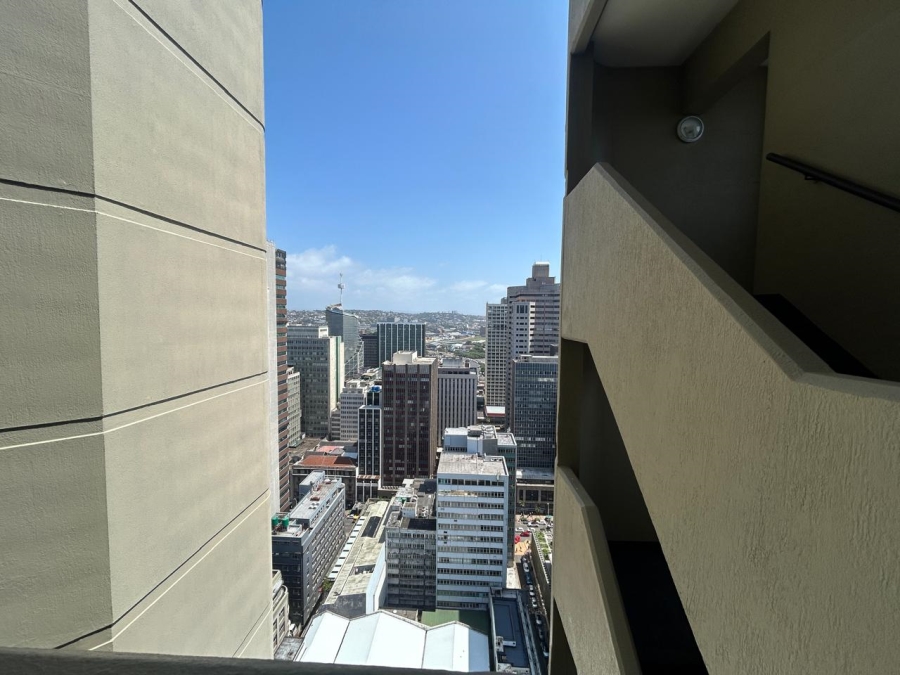 To Let 1 Bedroom Property for Rent in Durban Central KwaZulu-Natal