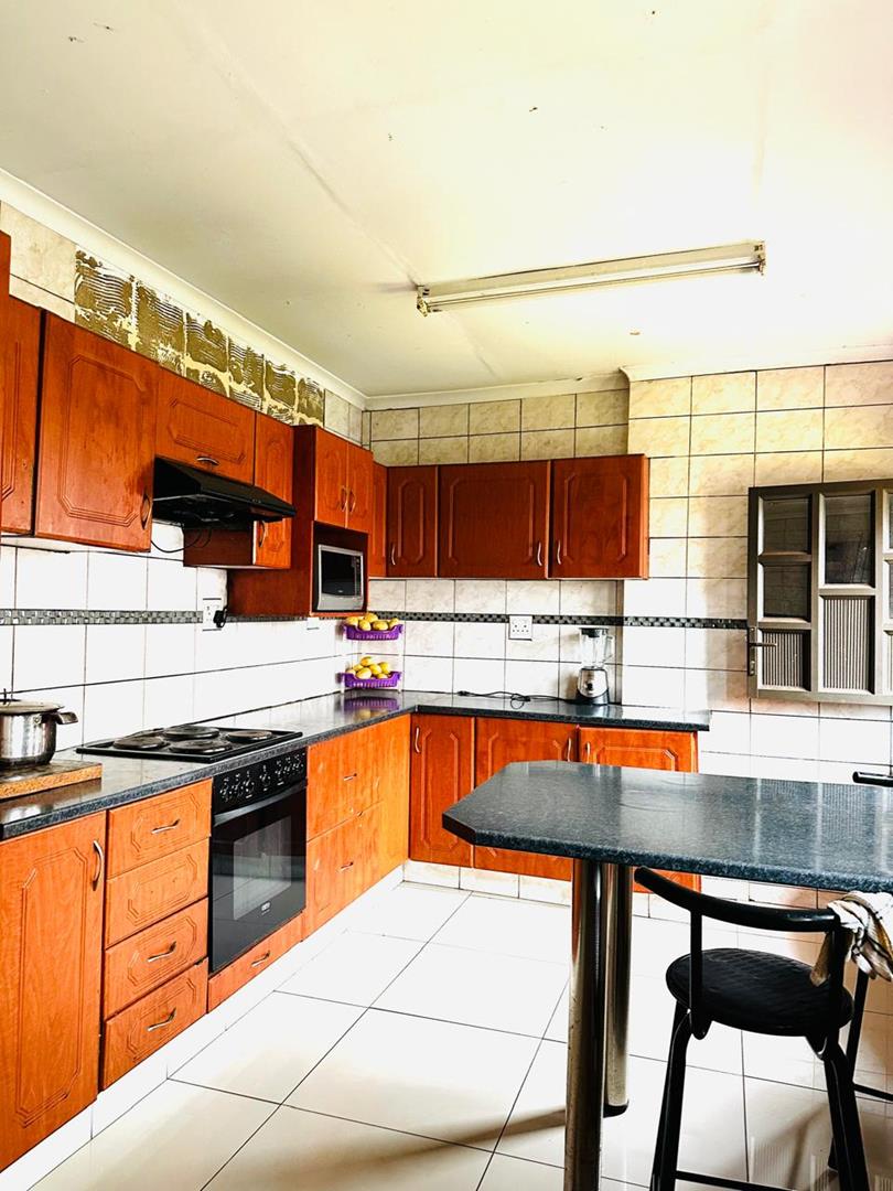 5 Bedroom Property for Sale in Ngwelezana KwaZulu-Natal