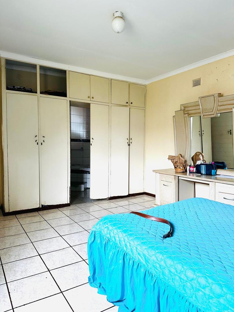 5 Bedroom Property for Sale in Ngwelezana KwaZulu-Natal