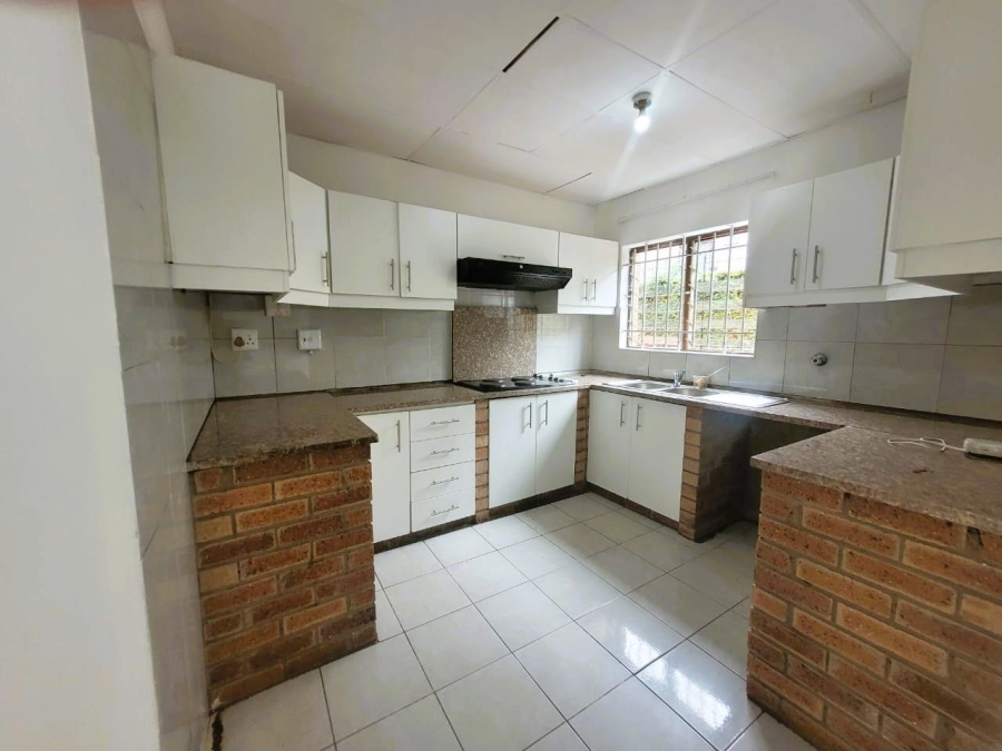 2 Bedroom Property for Sale in Westridge KwaZulu-Natal