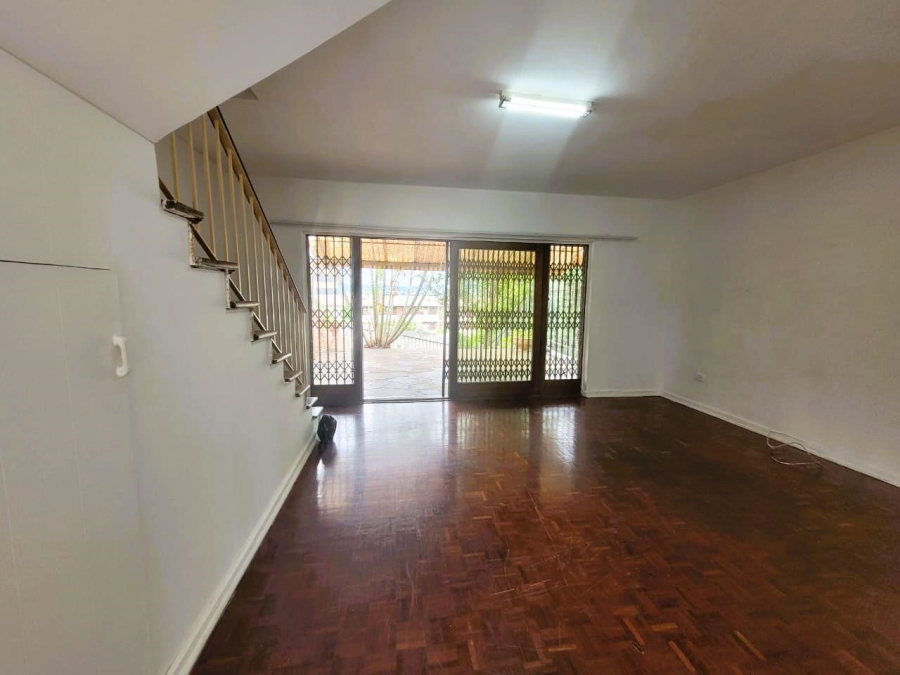 2 Bedroom Property for Sale in Westridge KwaZulu-Natal